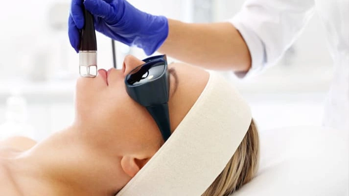 لیزرهای تخصصی لک و رنگدانه